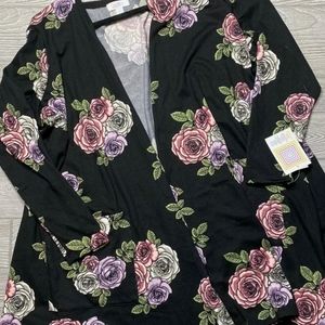 Lularoe Caroline NWT Black with Flowers